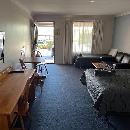 Asters On James Motor Inn Toowoomba Exterior photo