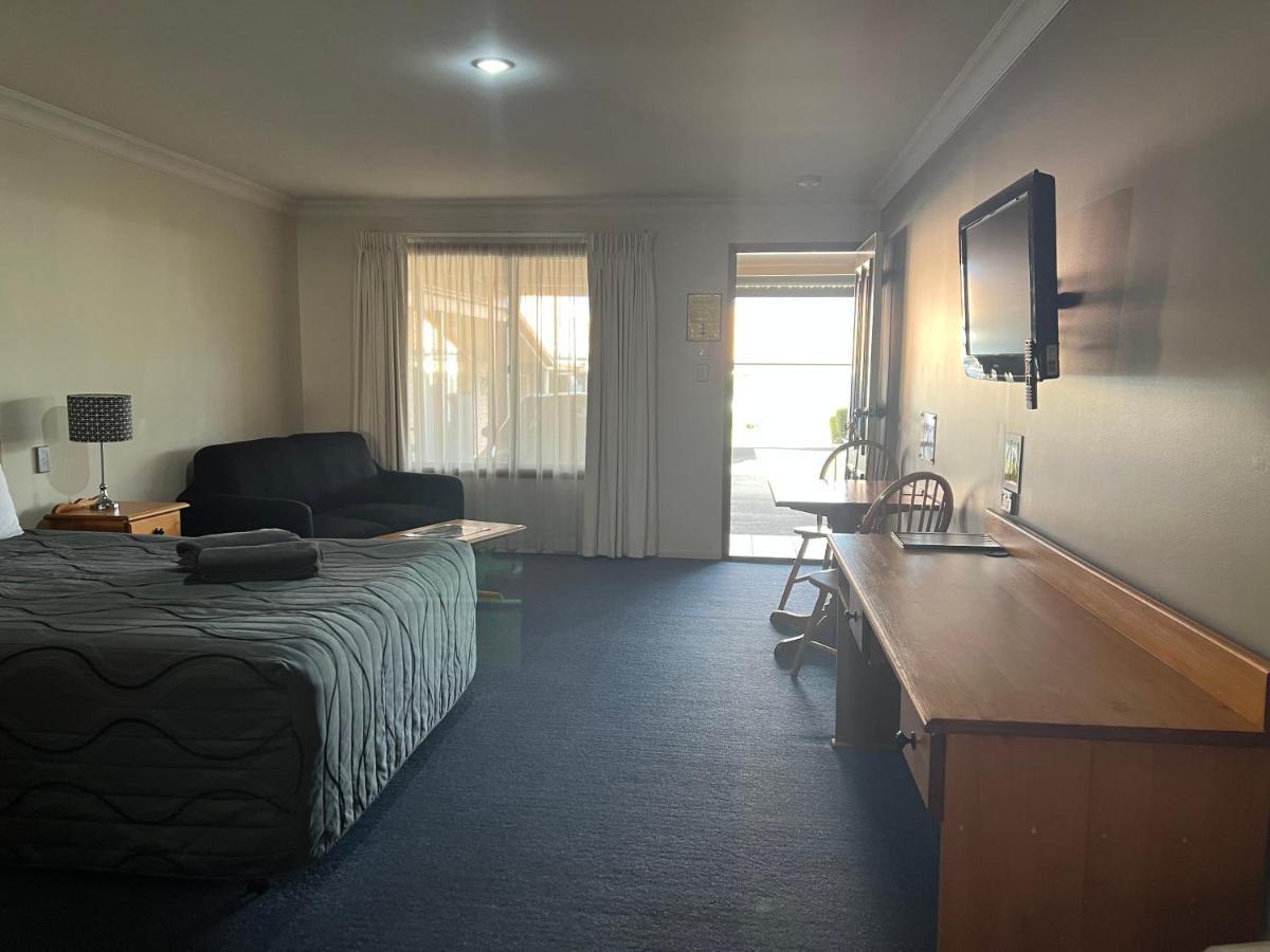 Asters On James Motor Inn Toowoomba Exterior photo